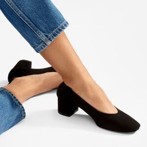 Everlane Day Heel rounded toe walkable two-inch block heel elasticized size 9